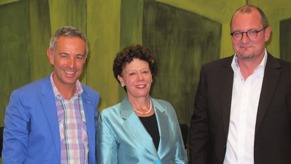 «Persönlich»-Gastgeber Dani Fohrler (links) mit der Solothurner Regierungsrätin Esther Gassler und dem Philosophen Reto Stampfli.