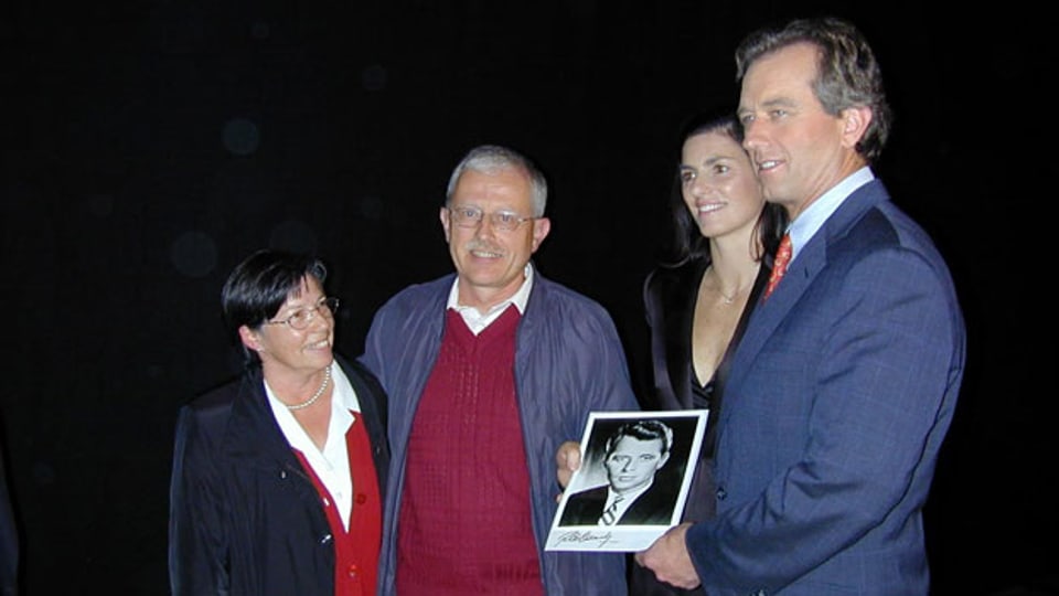 Alessi-Kennedy-Treffen: Valentin Alessi mit seiner Frau Silvia neben dem Neffen von John F. Kennedy und dessen Frau Mary Kennedy Richardson.