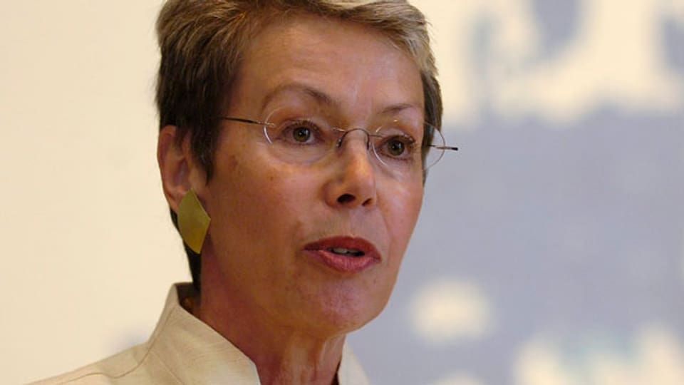 Heidi Tagliavini spricht 2007 als Botschafterin an einem Forum Ost-West zur Rolle der Schweiz in Europa.