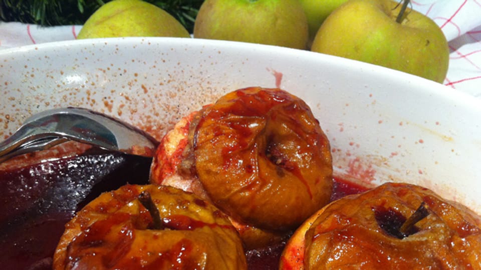 Schmecken und riechen herrlich: Brat-Äpfel mit Zimt und Vanille.