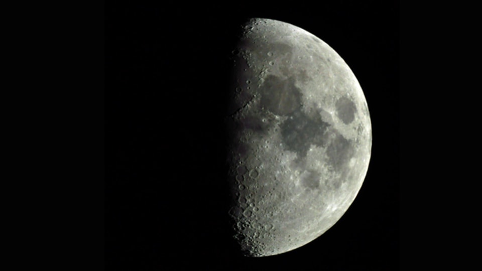 Auch gestern hat Joe Stalder den Mond fotografiert.