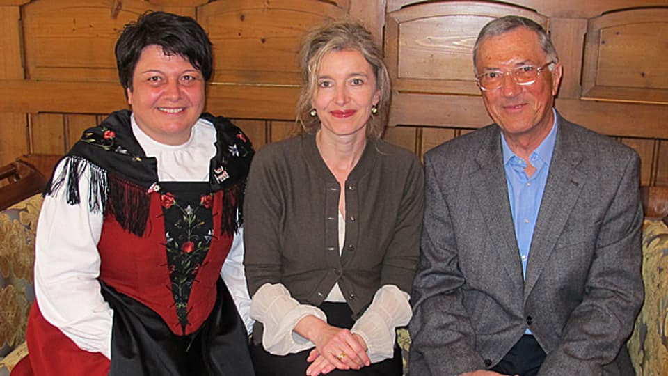 «Persönlich»-Gastgeberin Anita Richner (mitte) mit Karin Niederberger und Jean-Jacques Mayor.