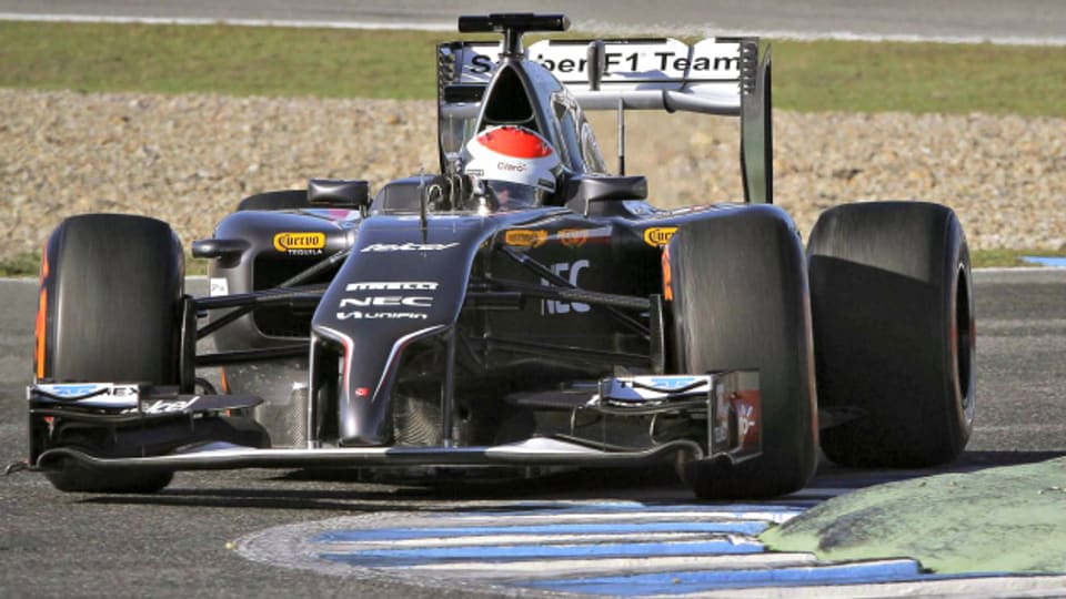 2014 – Eine Saison mit ungewissem Start: Sauber-Fahrer Adrian Sutil bei Tests in Bahrain.