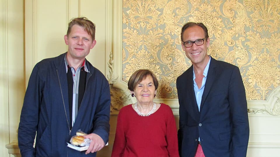 «Persönlich»-Gastgeber Christian Zeugin (rechts) mit Ruth Binde und Markus Signer.