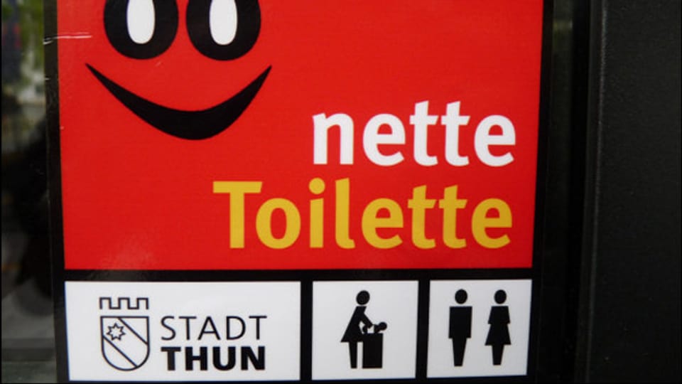 Neu wird in Thun auf Gratistoiletten aufmerksam gemacht.