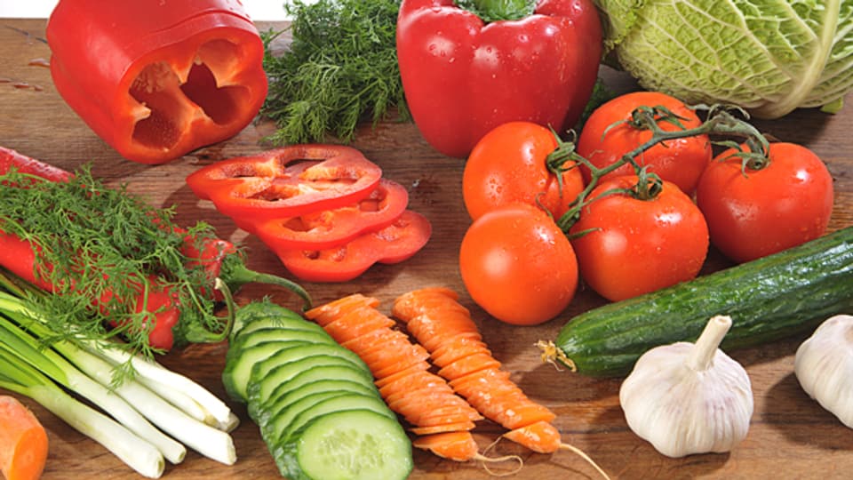 Frisches Gemüse kann auch durch tiefgefrorenes Gemüse ersetzt werden.