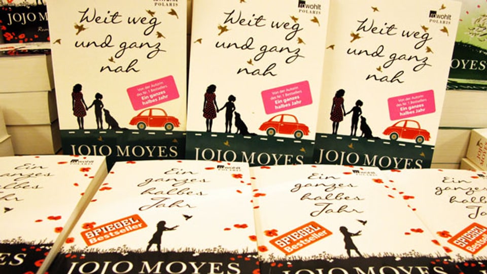 Jojo Moyes ist gleichzeitig mit drei Romanen unter den Bücher Bestsellerlisten