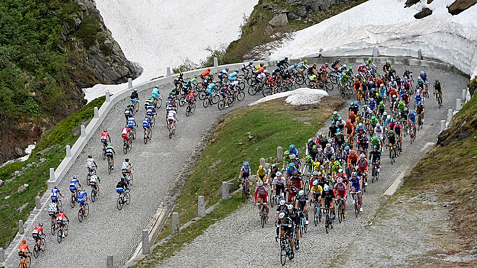 Hochleistungssport: Um diese steilen Passstrassen zu überwinden, brauchen die Radrennfahrer viel Energie.