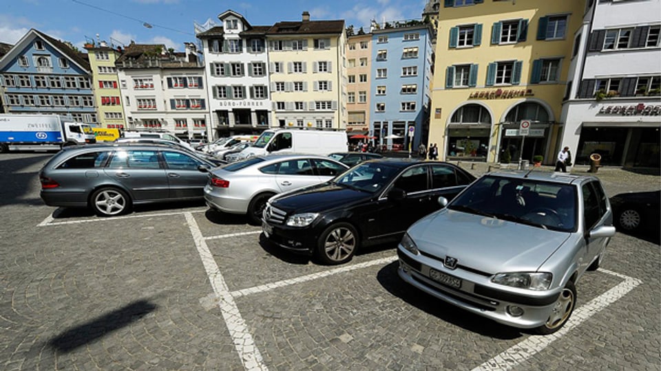 Parkplatz-Not: Besonders Städter teilen sich gerne ein Auto.