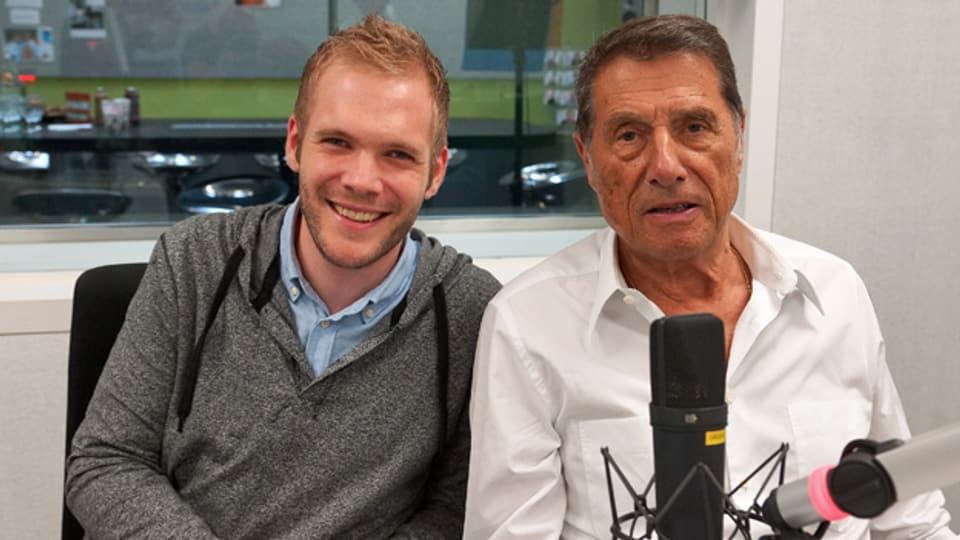 Udo Jürgens und Stefan Siegenthaler im Radiostudio.