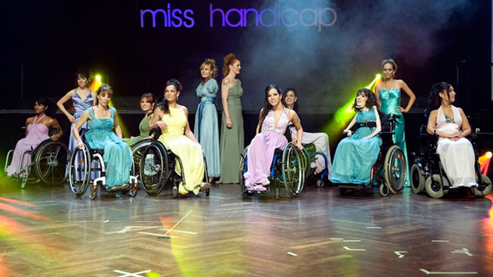 Die erste Miss Handicap-Wahl 2009: So präsentierten sich die zwölf Finalistinnen.