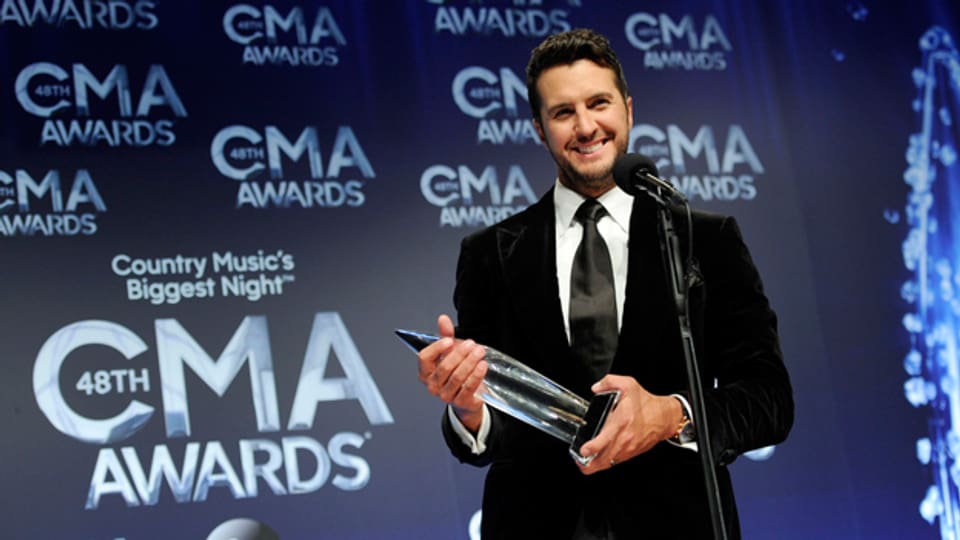 Entertainer des Jahres - Luke Bryan konnte am 5. November in Nashville den CMA-Award engegen nehmen..