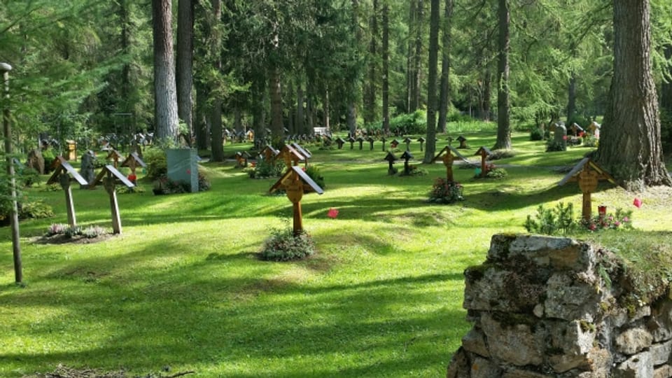 Auf dem Waldfriedhof in Davos ruht auch der deutsche Maler Ernst Ludwig Kirchner.