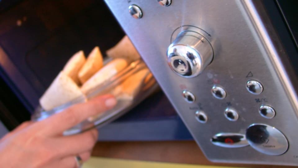 Ofen, Trockner, Desinfizierer: die Mikrowelle lässt sich vielseitig nutzen.