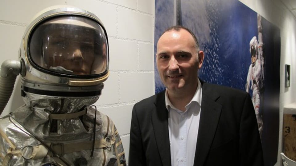 Guido Schwarz hat viel gesammelt, unter anderen auch den Raumanzug eines Mercury-Astronauten.