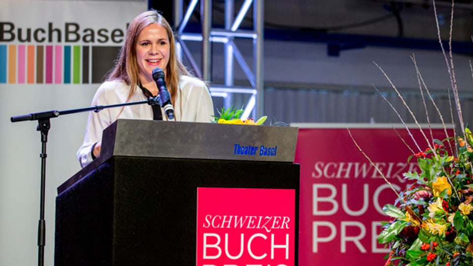 Monique Schwitter gewinnt mit ihrem Roman «Eins im Andern» den Schweizer Buchpreis 2015