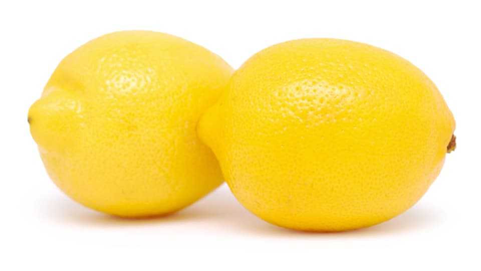 Es mag auf den ersten Blick überraschend wirken: Die Zitrone ist ein basisches Lebensmittel.