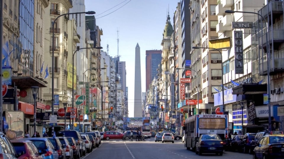 Ein «Must-see» in der argentinischen Hauptstadst Buenos Aires: Die Avenida Corrientes.
