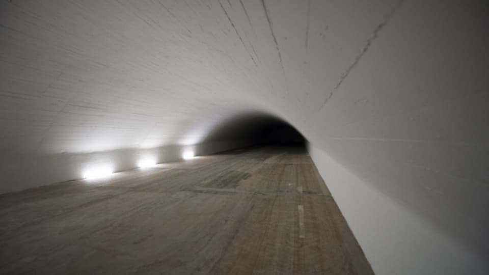 Früher Militär-Bunker, heute sicherer Tresor: einer der tausenden von stillgelegten unterirdischen Armee-Stollen in der Schweiz