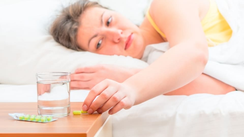 Wachbleiben statt schlafen können führt bei vielen zum Griff nach der Tablette