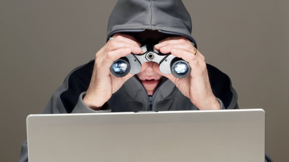 Wer Angst vor Cyber-Stalking hat soll aufpassen, was er oder sie im Internet von sich preisgibt.