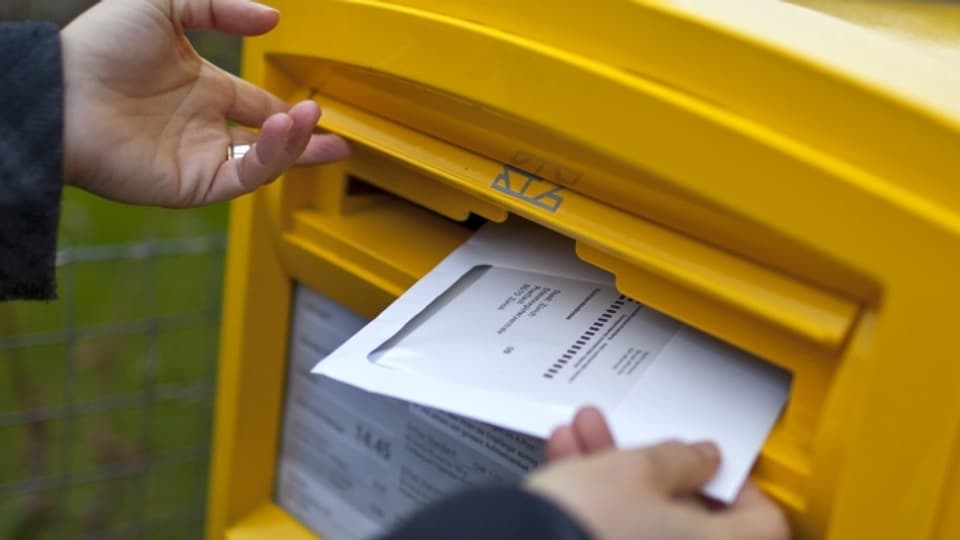 Brieflich wählen oder abstimmen – viele tun es nicht.