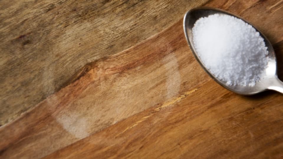 Flecken Auf Holz So Reagiert Man Richtig Trick 77 Srf