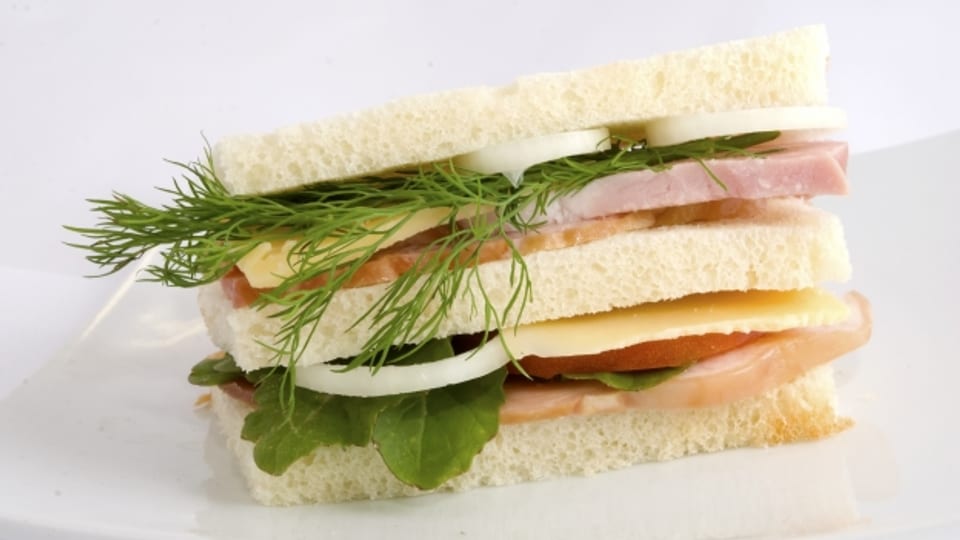 Das Sandwich: Zwei Brotscheiben und dazwischen ein variantenreicher salziger Belag.