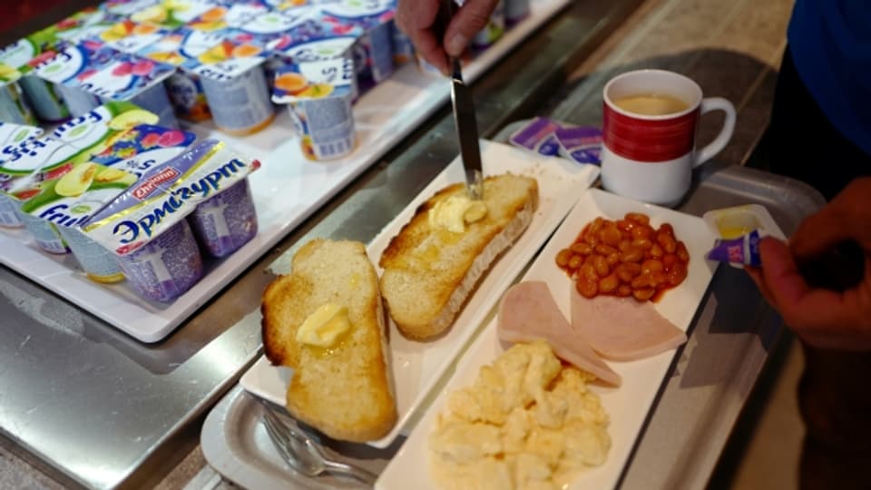 Auf Reisen zeigen sich am Frühstücksbuffet die verschiedenen kulturellen Gepflogenheiten.