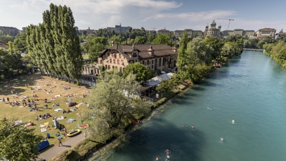 Eine der beliebtessten Schweizer Flussbadis: Das Marzili.
