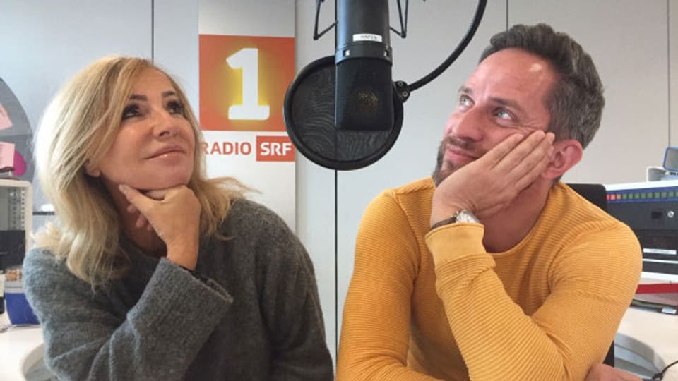 Die SRF 1-Moderatoren Marietta Tomaschett und Adrian Küpfer haben 2019 am Radio viele schöne Momente erlebt.