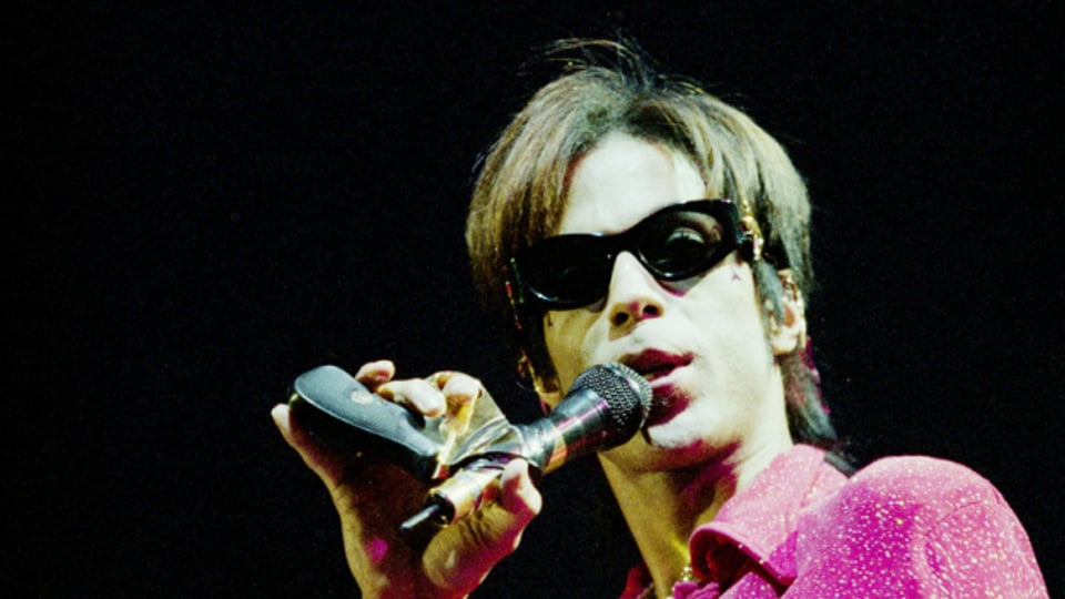 The Artist Formerly Known as Prince bei einem Auftritt in Zürich 1998.