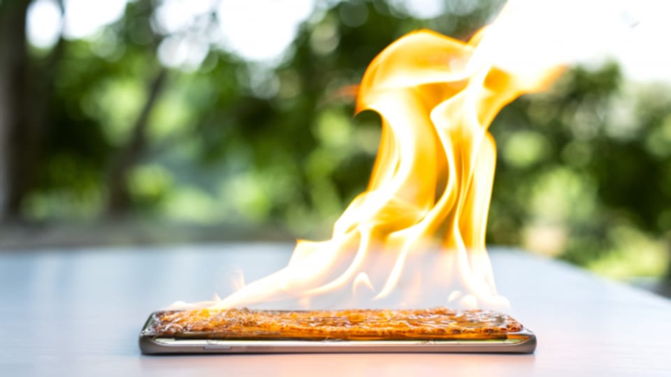 Kann Mein Handy Akku Bei Zu Hohen Temperaturen Explodieren Ratgeber Srf