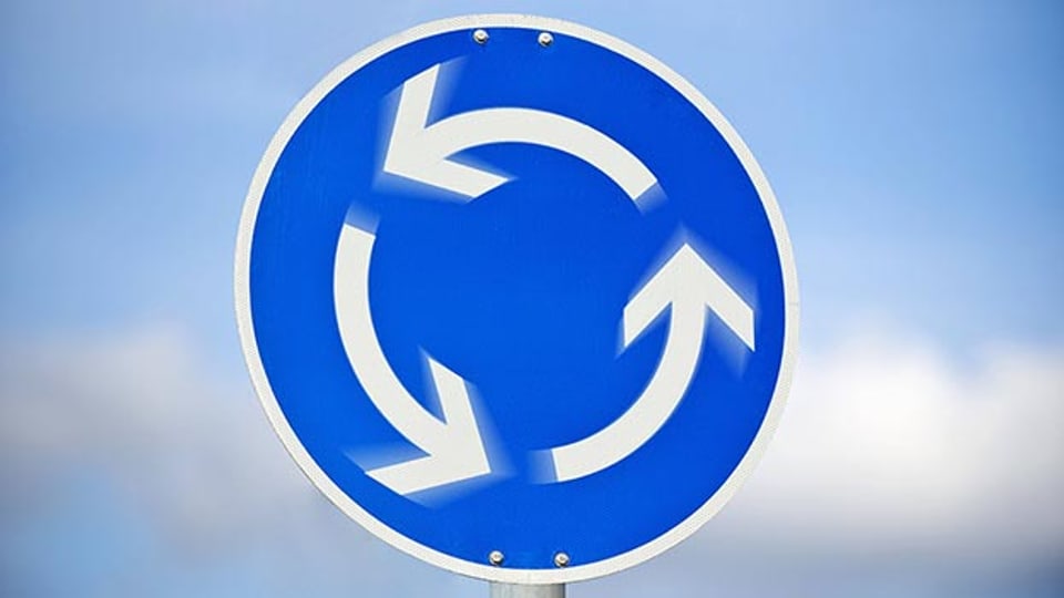 Wie Schnell Darf Man Im Kreisverkehr Fahren Kreisverkehr: Mit diesen Regeln läuft es rund - Ratgeber - SRF