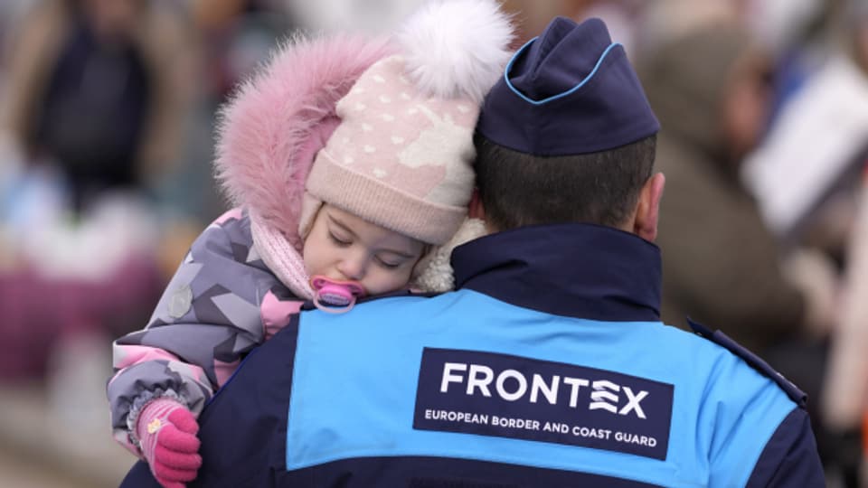 Der Abstimmungskampf ist lanciert: Am 15. Mai stimmt die Schweizer Stimmbevölkerung über die Beteiligung am Ausbau der Frontex ab.