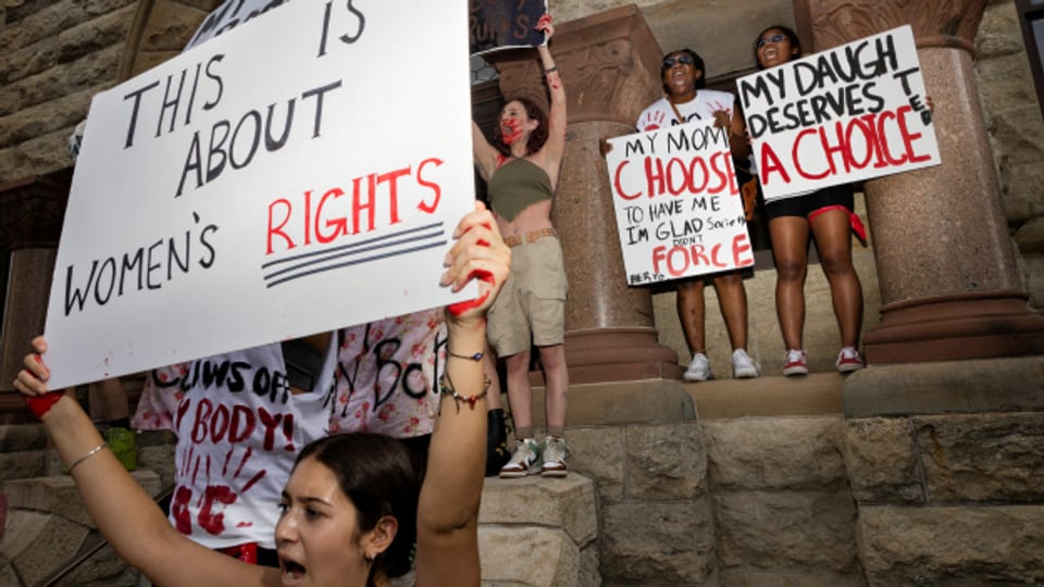 In den USA entscheidet nun jeder Bundesstaat selber in Sachen Abtreibungsrecht.