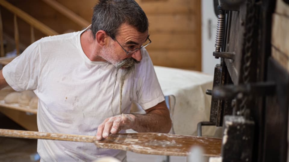Liebt seinen Beruf über alles - Bäcker Werner Kast aus Reute im Kanton Appenzell Ausserrhoden.