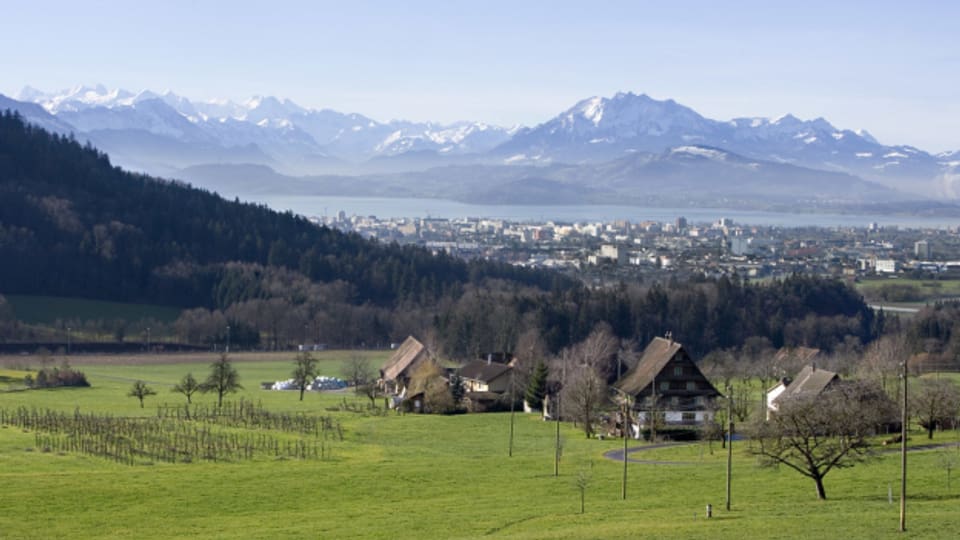 Die Idylle täuscht: Täglich verschwinden in der Schweiz drei Bauernhöfe.