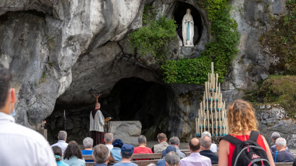 Spontanheilungen gibt es nicht nur in Lourdes. Auf der ganzen Welt und vor allem in der Onkologie werden immer wieder Fälle von Heilungen ohne Behandlung beschrieben.
