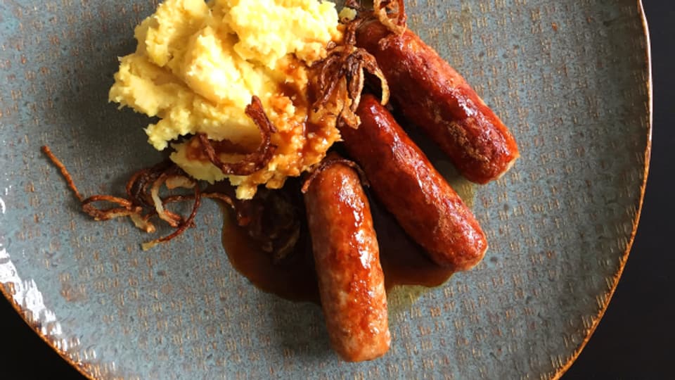 «Bangers and Mash with onion sauce» A point SRF