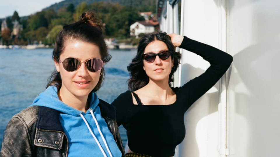 Cruise Ship Misery: Sarah Elena Müller und Milena Krstic (v.l.)