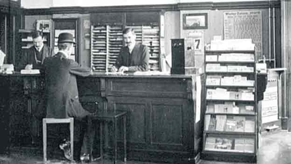 Schon 1909 präsentiert dieses Reisebüro seine Angebote in Faltprospekten.