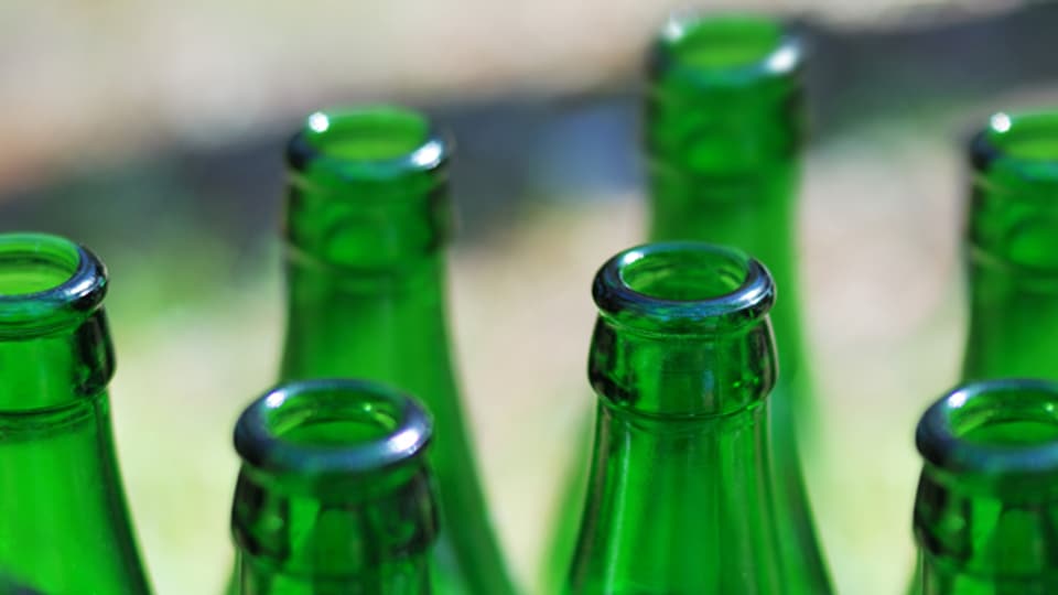 Egal ob Bier, Mineralwasser oder Süssgetränke: Viele Flaschen sind aus grünem Glas.