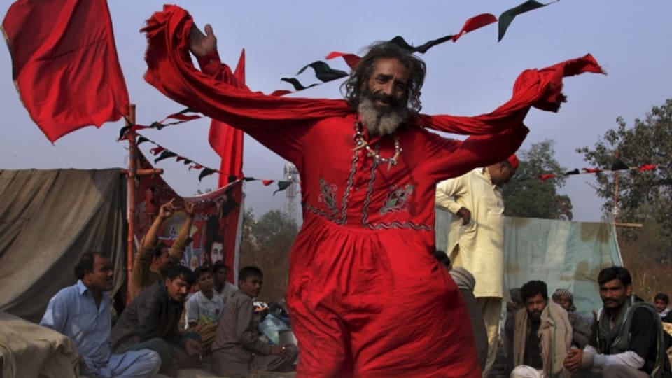 In Lahore, Pakistan, wird gerne mit Musik und Tanz gefeiert – auch im Film.