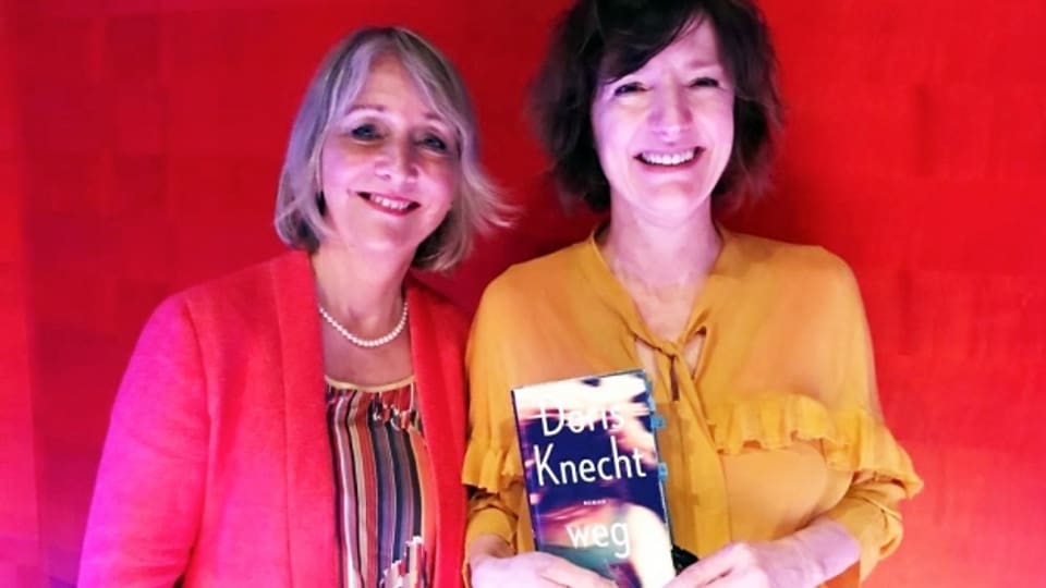 Luzia Stettler und die Autorin Doris Knecht