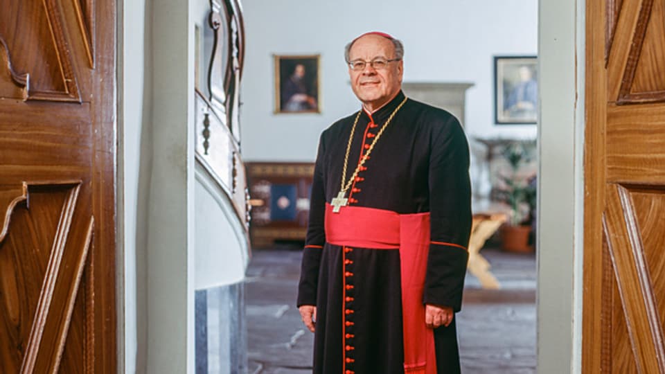 Fordert die Unterzeicher der Pfarrei-Initiative auf, Bischof Vitus Huonder dazu auf, ihren kirchlichen Auftrag zurückzugeben: Bischof Virus Huonder.