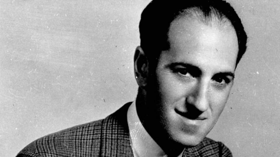 Der Amerikanische Komponist Georg Gershwin komponierte Musik zwischen Jazz und Klassik.