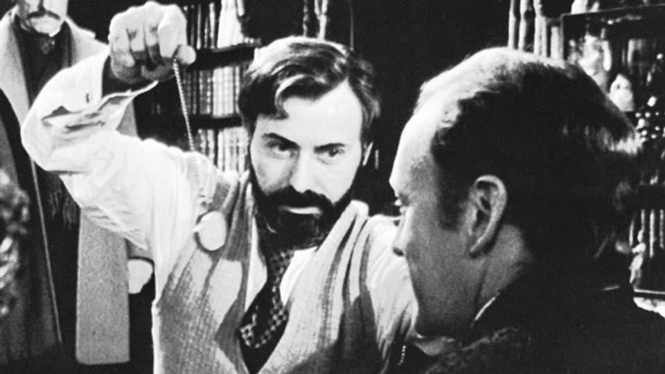 Was, wenn Holmes und Freud sich begegneten? Szene aus «Kein Koks für Sherlock Holmes», 1976.