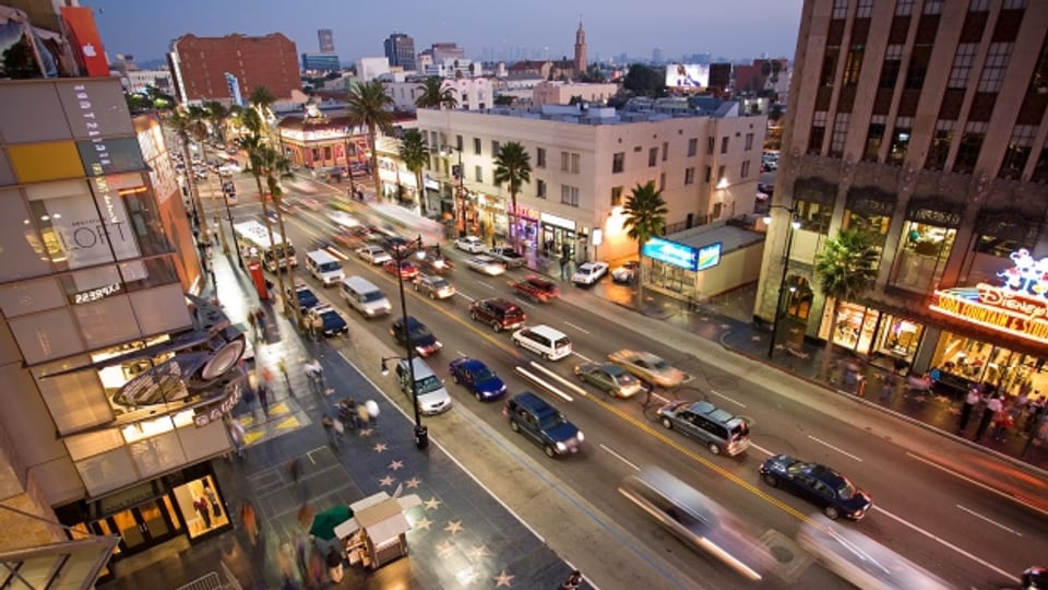 Hollywood Boulevard, aufgenommen vom Kodak Theatre.