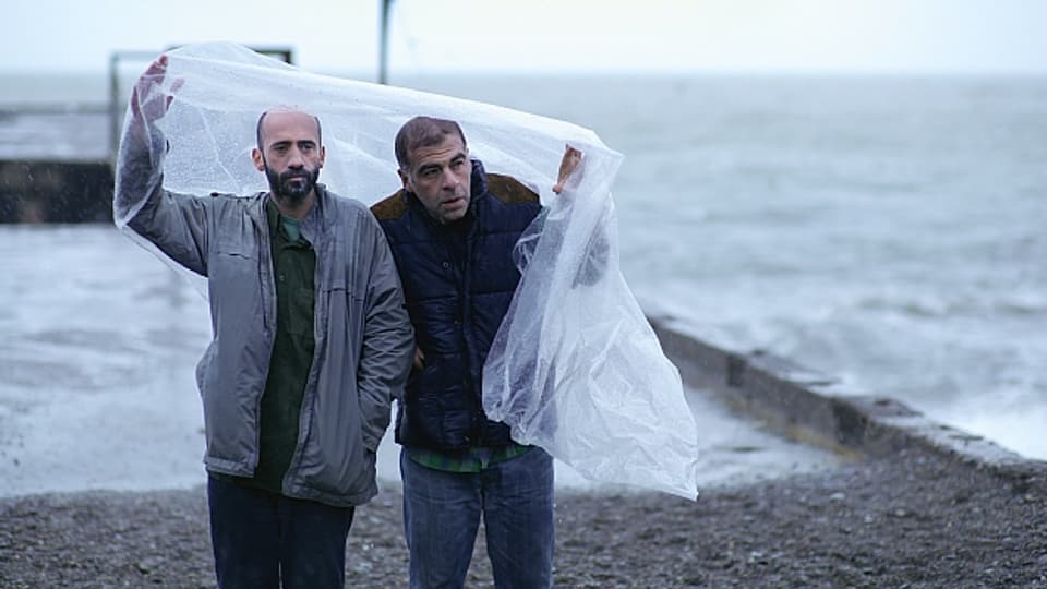 Andro Sakvarelidze (Sandro) und Archil Kikodze (Iva) in «Blind Dates»